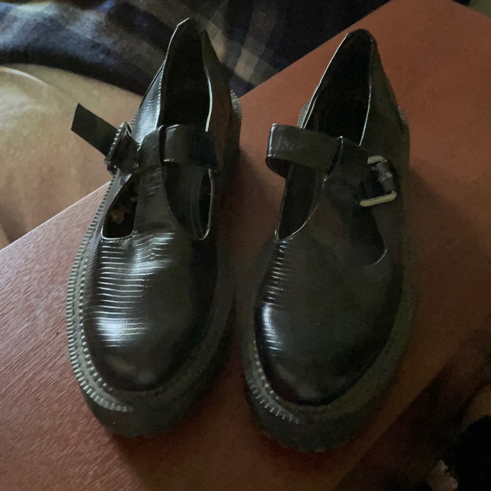 berksha black chunky platforms